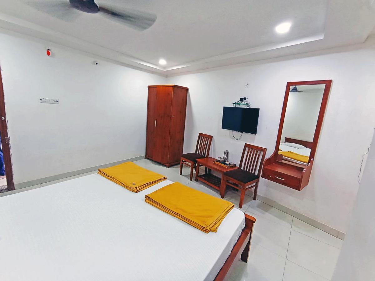 Staymaker Shri Shakti Residency Hubli Εξωτερικό φωτογραφία