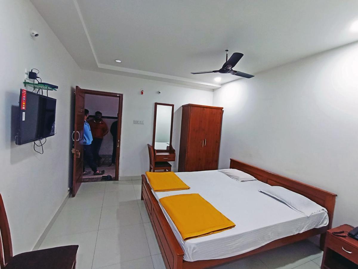 Staymaker Shri Shakti Residency Hubli Εξωτερικό φωτογραφία