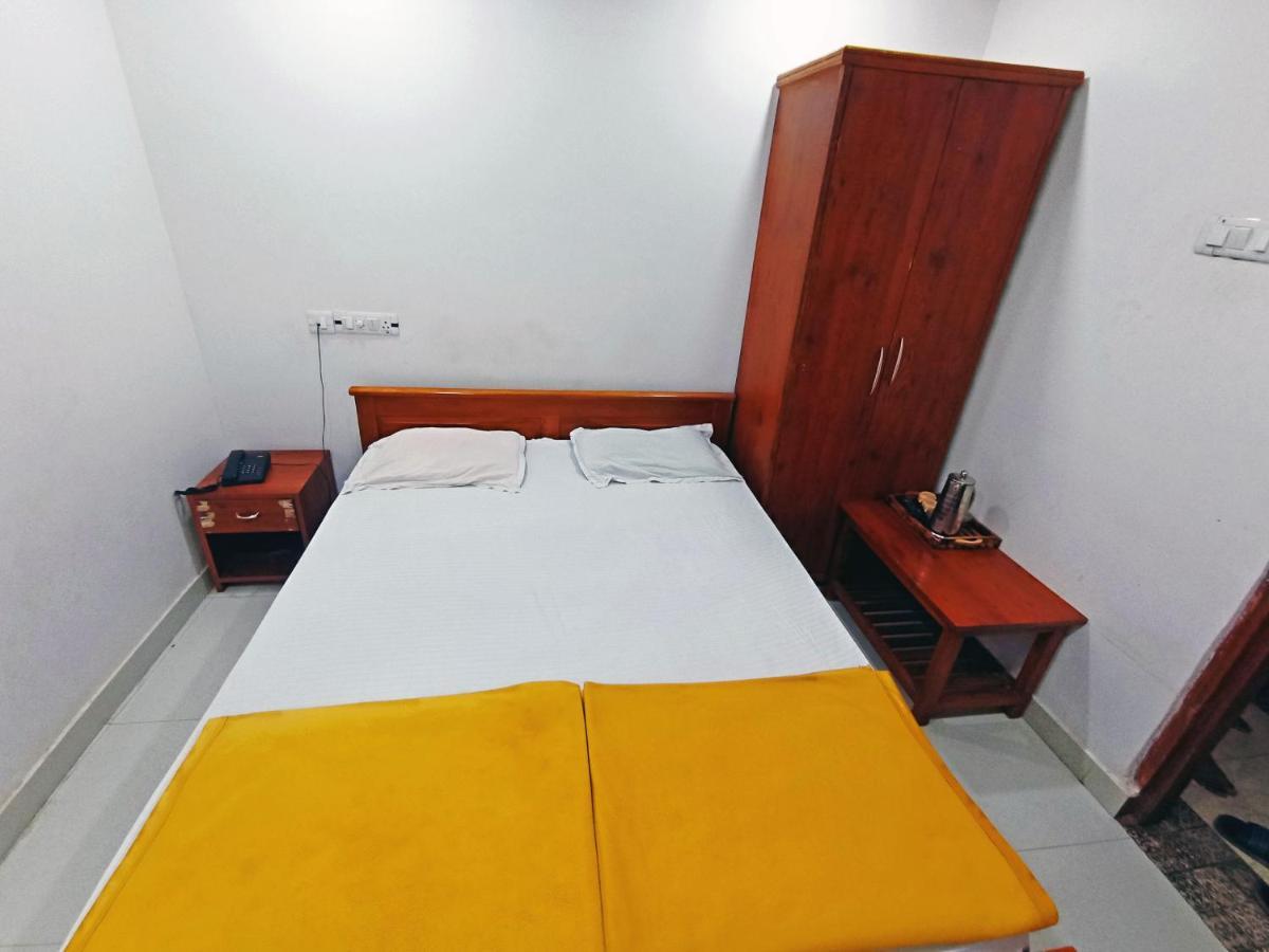 Staymaker Shri Shakti Residency Hubli Εξωτερικό φωτογραφία