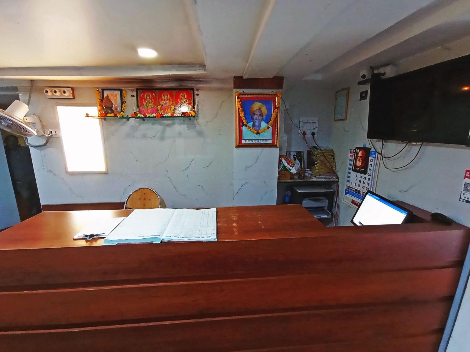 Staymaker Shri Shakti Residency Hubli Εξωτερικό φωτογραφία